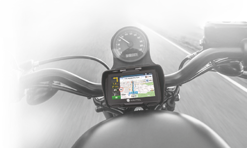 NAVITEL G550 MOTO-2