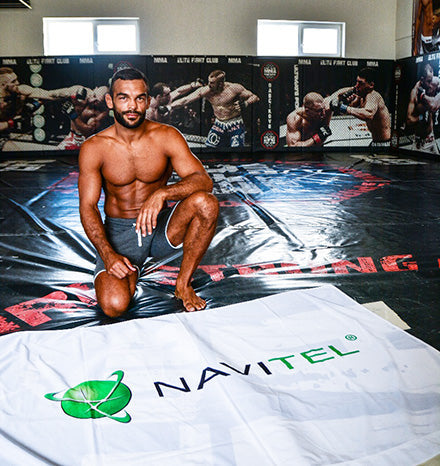 Mistrz MMA partnerem NAVITEL!